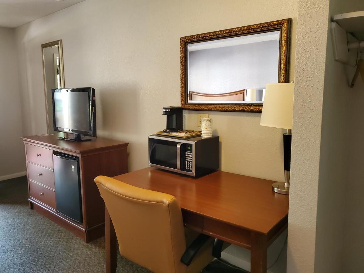 University Inn Cullowhee Buitenkant foto